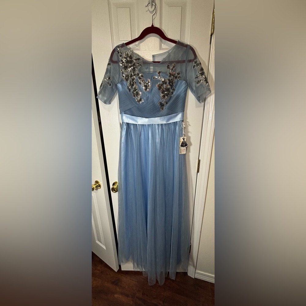 CLEARANCE W/Flaw NWT DESIGNED For JULIET’S Bridal And Formal SZ 8 Blue/Silver